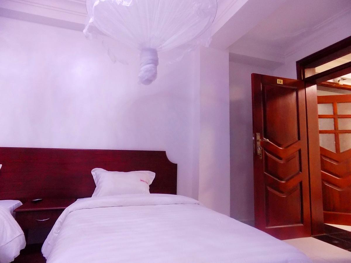 Sunrise Hotel Kampala Exterior foto
